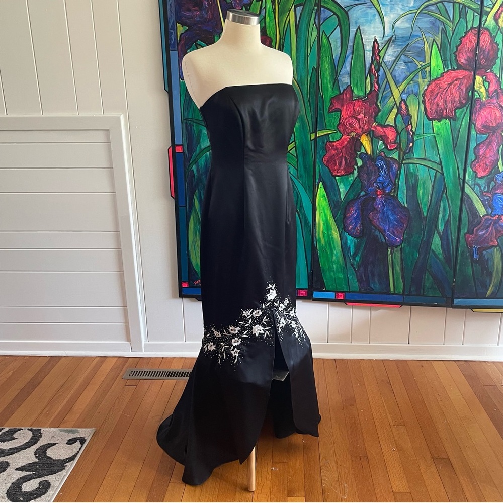$99 SALE Sexy Black Strapless Formal Dress Evening Gown Embroidered Beaded Train